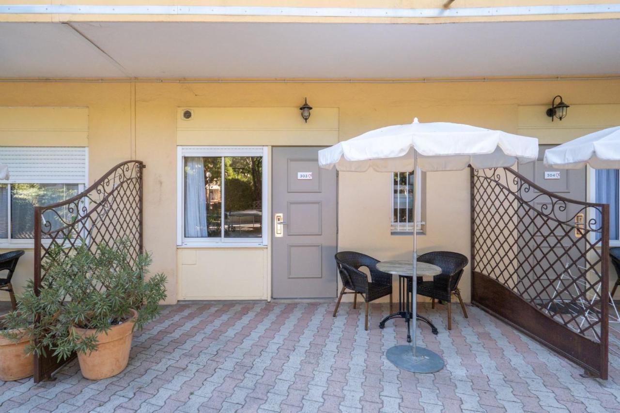 Hotel Mileade Mediterranee - Port-Fréjus Exteriör bild