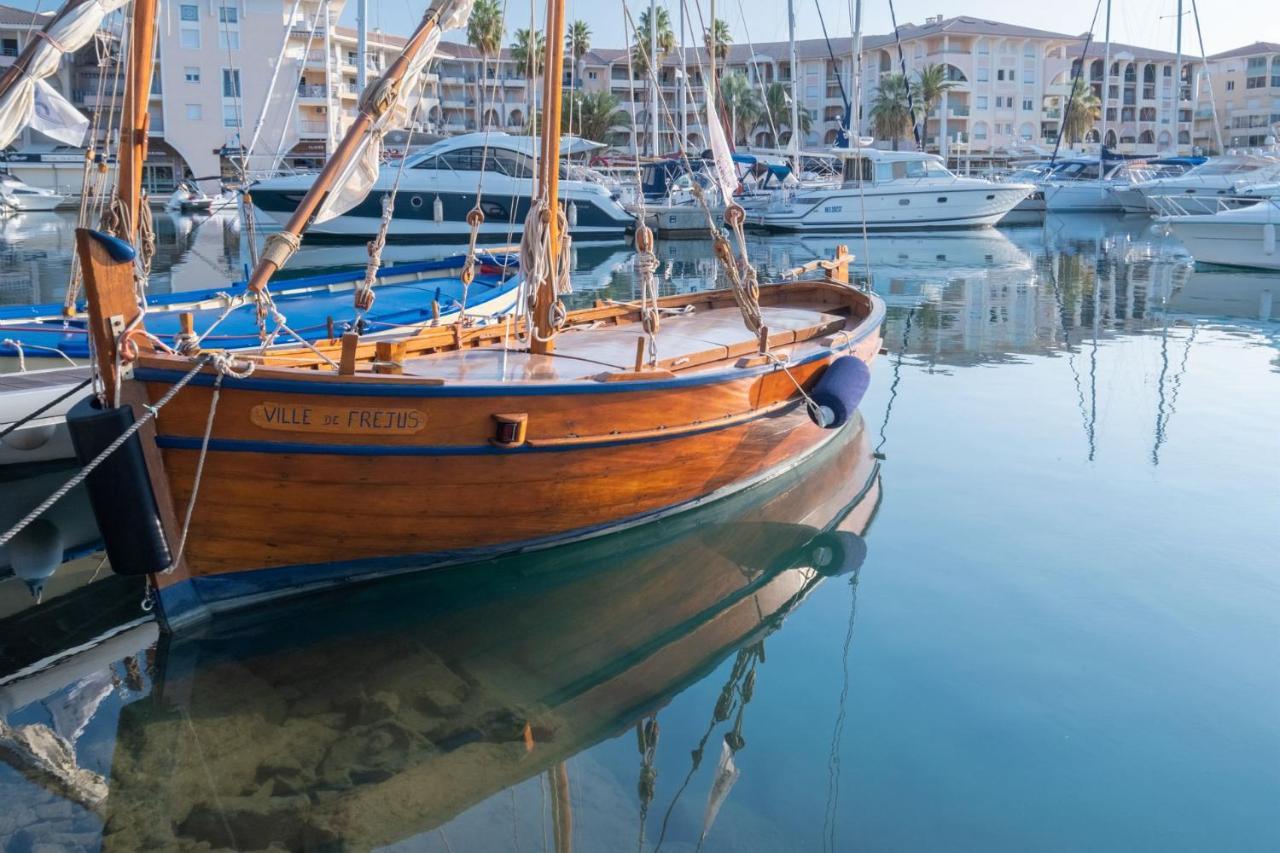 Hotel Mileade Mediterranee - Port-Fréjus Exteriör bild