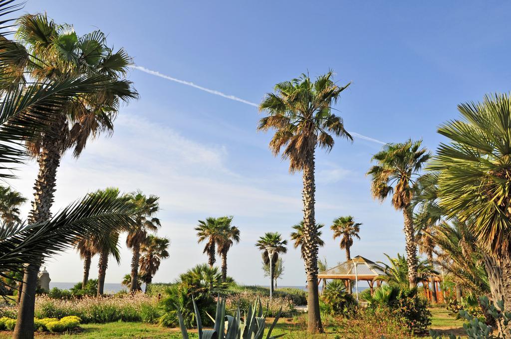 Hotel Mileade Mediterranee - Port-Fréjus Exteriör bild
