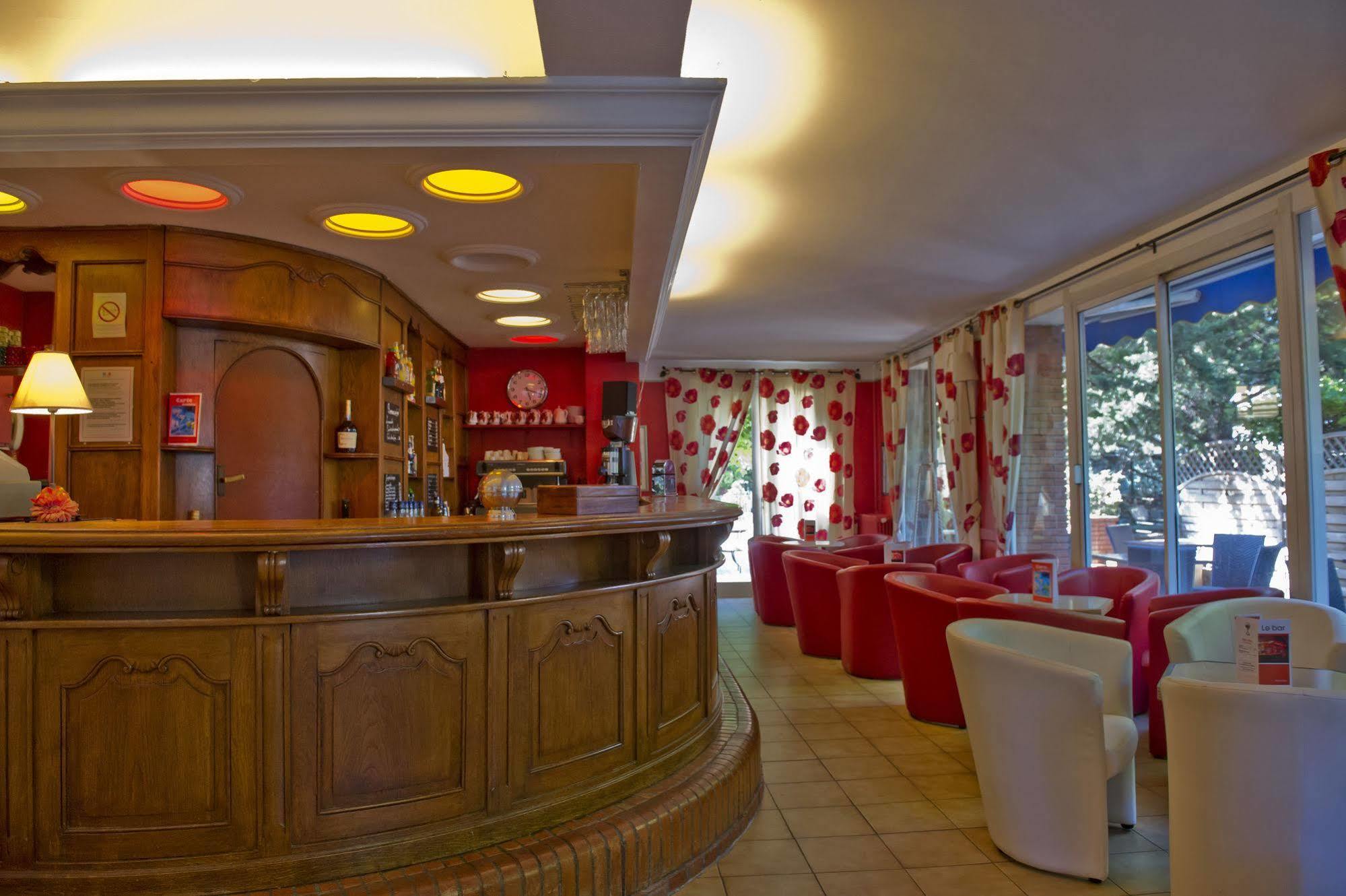 Hotel Mileade Mediterranee - Port-Fréjus Exteriör bild